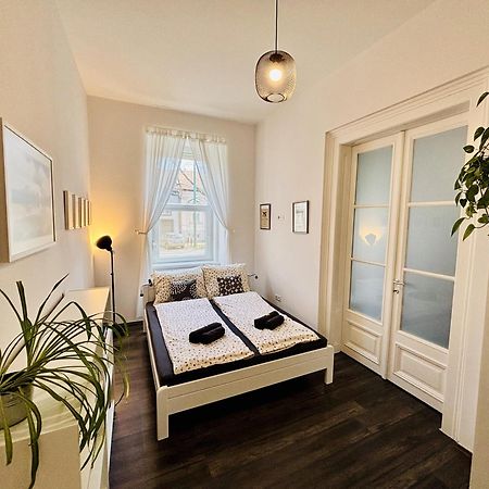 Art Apartment セゲド エクステリア 写真